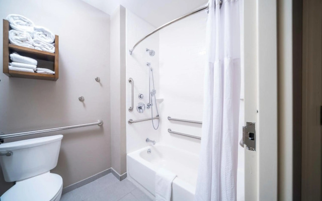 Staybridge Suites Summerville by IHG