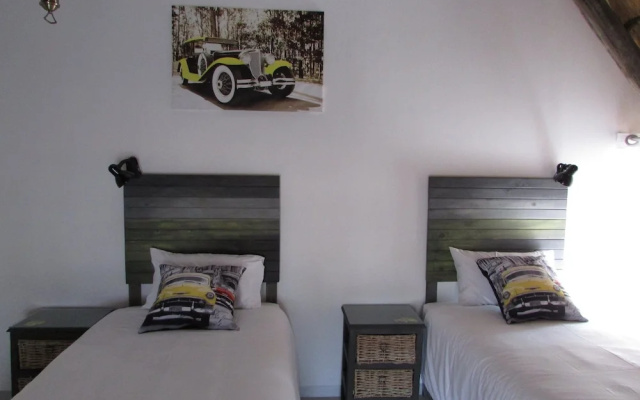 Oppiplot Guest House