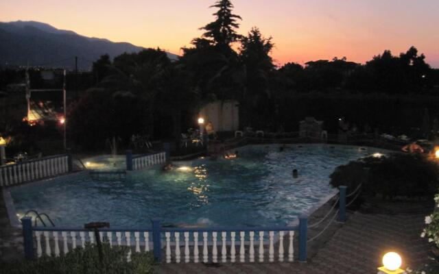 Livithra Hotel