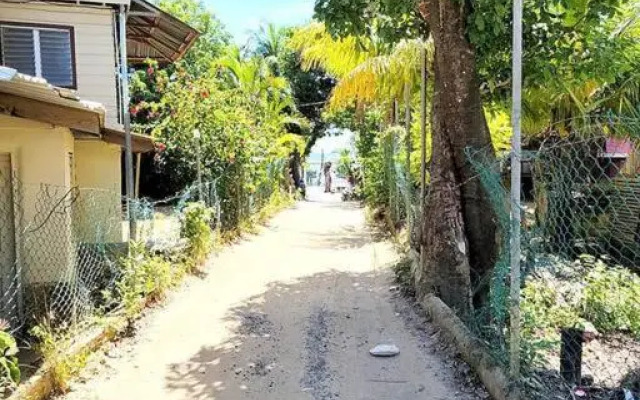 2 bedroom apartmen in the heart of west end!