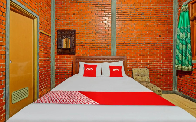 OYO 90031 Villa Papada