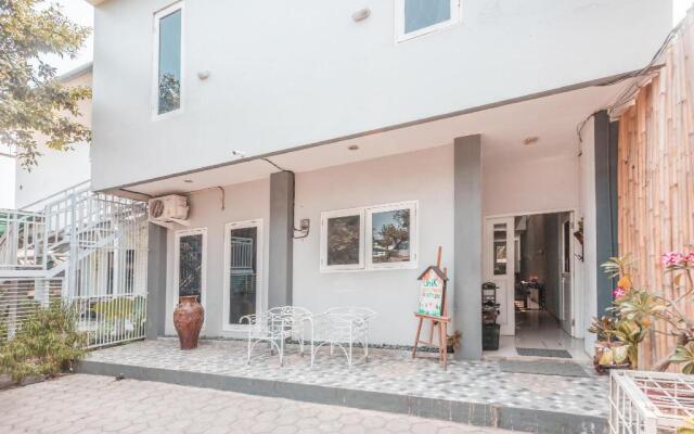 OYO 1555 Unik Guesthouse Syariah