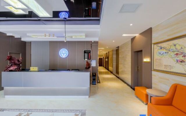 Vientiane Taoyuan Holiday Hotel (Colorful Danxia Scenic Area Branch)