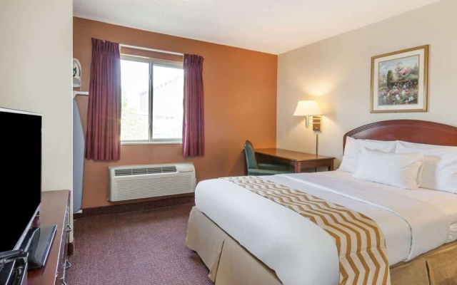 Travelodge Inn and Suites Albany
