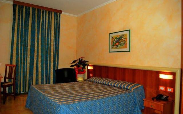 Hotel Lenotel