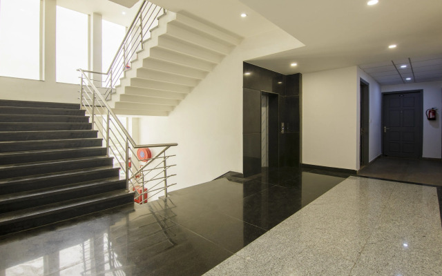 Treebo Noida Express