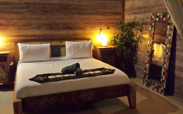 The Palms Ceningan Hotel