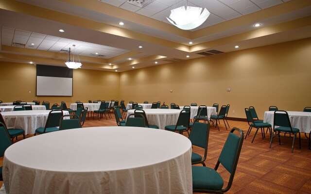 Best Western Plus Atlanta Airport-East