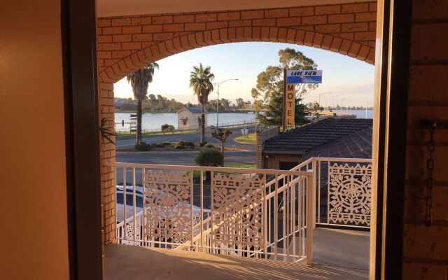 Lakeview Motel
