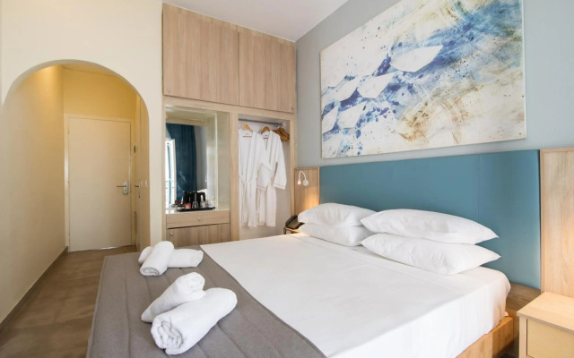 Opera Blue Hotel