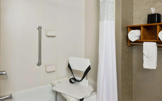 Hampton Inn Pell City