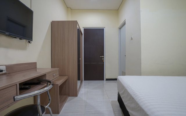 SPOT ON 2246 Kost 97 Syariah – Guest Rooms – Palembang