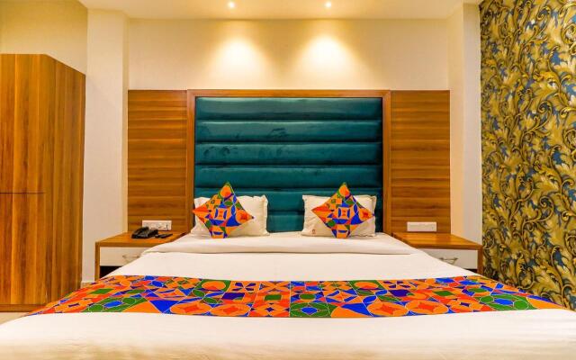 Fabexpress Golden Velvet