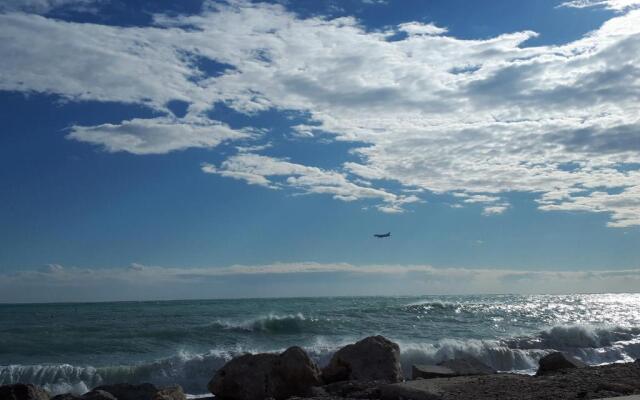 F2 Immeuble les pieds dans l'eau