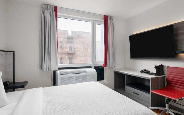 Ramada By Wyndham Brooklyn Near Flatbush