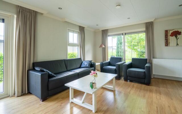 Well-kept Chalet not far From the Biesbosch