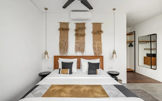 Stylish 3BR Villa Myla By Azure