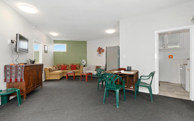Restaway - Mangawhai Holiday Home