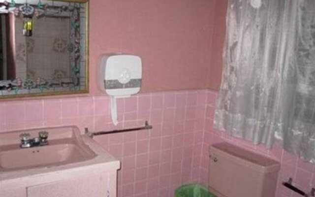 Folklore Hotel