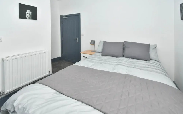Townhouse @ Eastwood Place Stoke