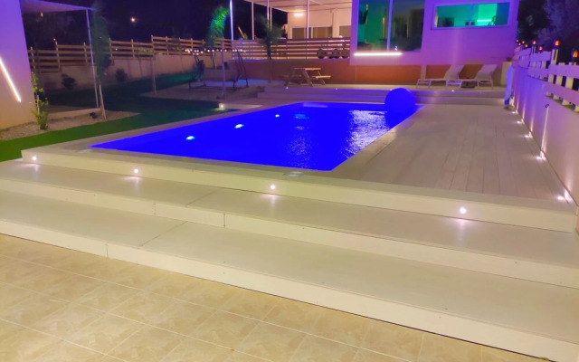 Modular Bungalows With Heated Pool Artemis Greece