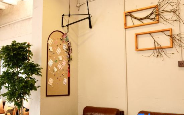 No.153 Zhongshan Courtyard (Chongqing Liziba Lianglukou Metro Station Store)