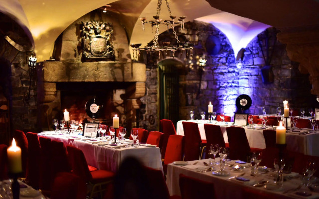 Belleek Castle