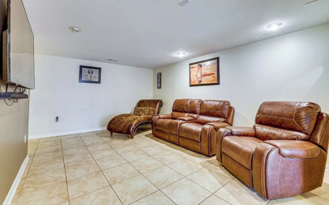 Wooded Trail On-site, Spacious Simpsonville Home