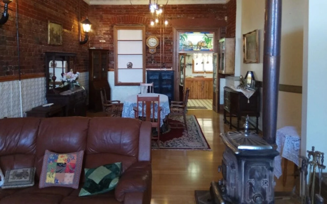 Boulder Lodge