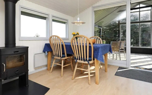 4 Person Holiday Home in Hojslev