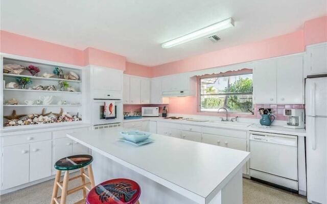Bayside 294 - Three Bedroom Condo