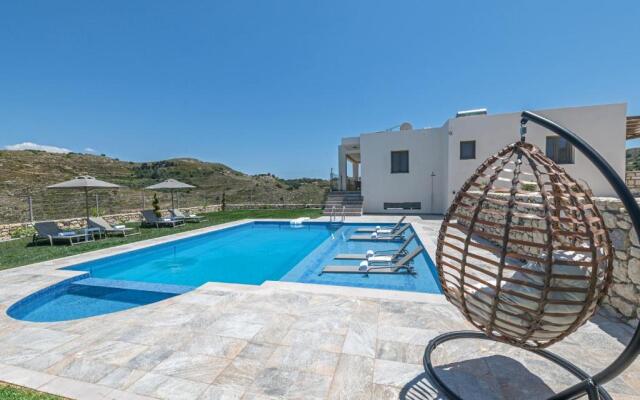 Villa Marielia - With 60m2 Private Pool