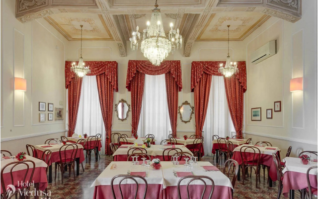 Hotel Medusa