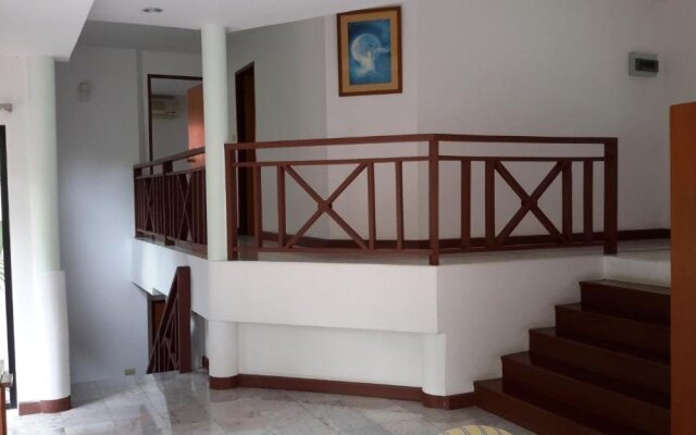 Had Song Kwae Resort & Hotel