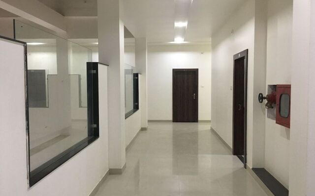 Hotel Paras