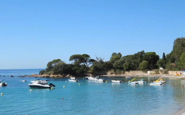 Superbe T1 neuf avec vue mer sur Marinella