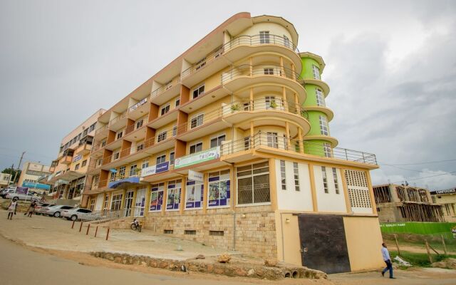 Pel'Arps Hotel & Apartments