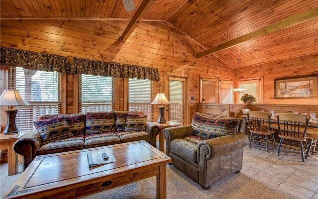 The Great Outdoors - Two Bedroom Cabin