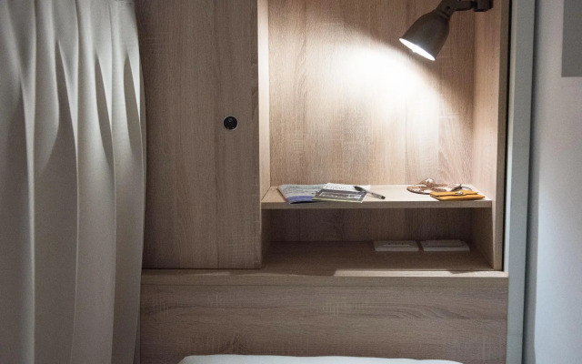 OwlStay Flip Flop Hostel Garden