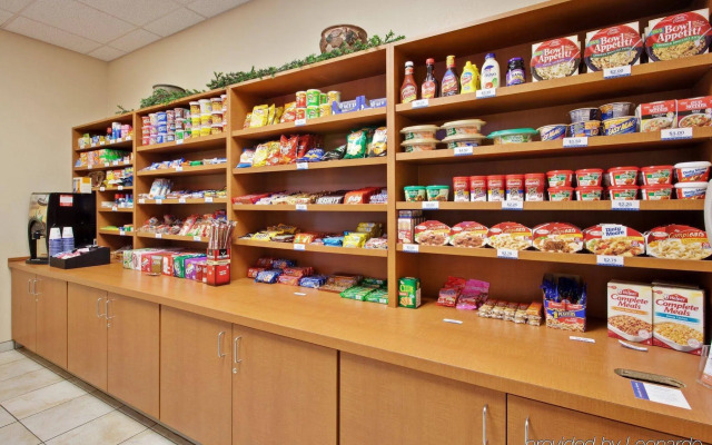 Candlewood Suites Terre Haute by IHG