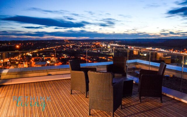 The Penthouse at Hewitt