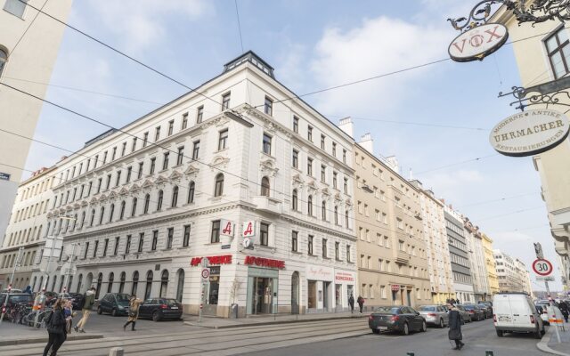 Schottenring Terrace by Welcome2Vienna