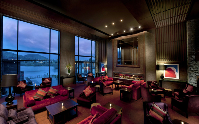Hilton Queenstown Resort & Spa – Guest Rooms – Queenstown