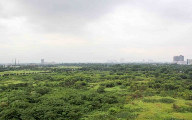 Cozy And Spacious Studio At The Enviro Apartment