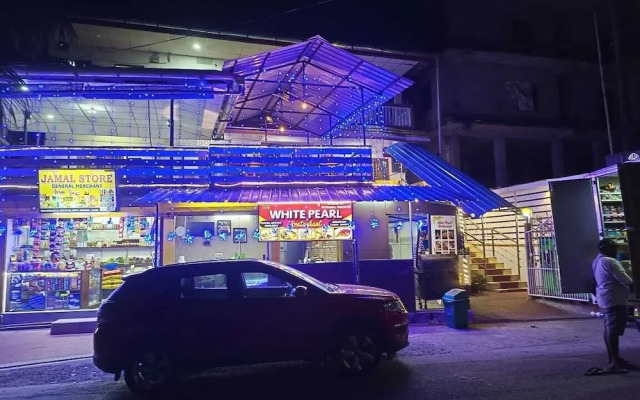 White Pearl Home Stay