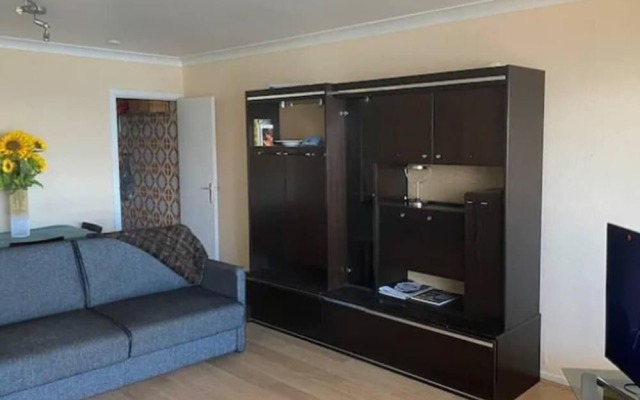 Stunning 1-bed Apartment in Oostende Beach-view