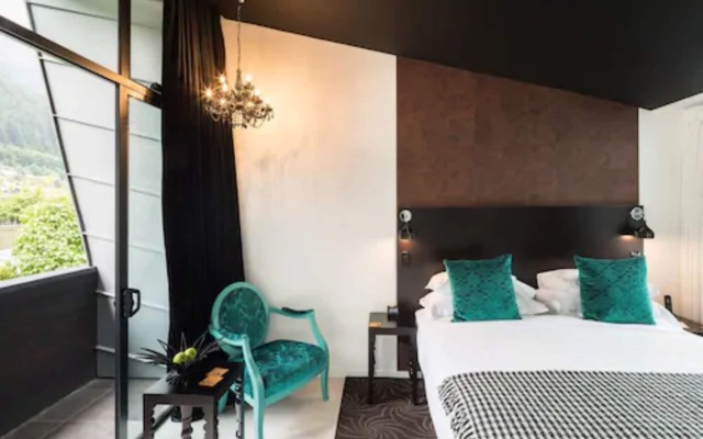 Queenstown Park Boutique Hotel