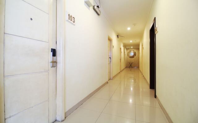 Airy Panakkukang Boulevard Ruko Ruby 51 Makassar
