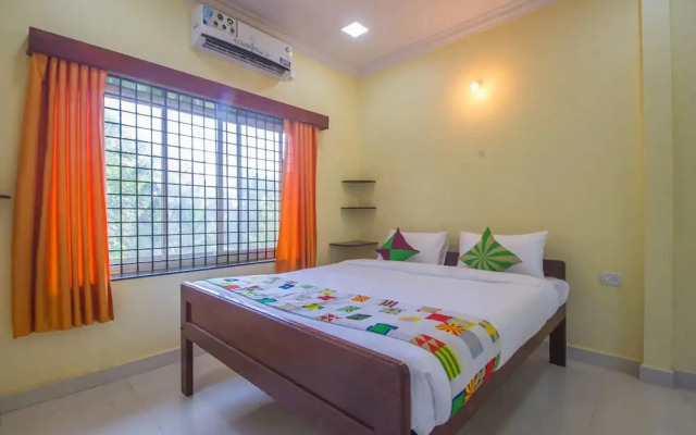 OYO 18947 Home Modern Stay Morjim Beach