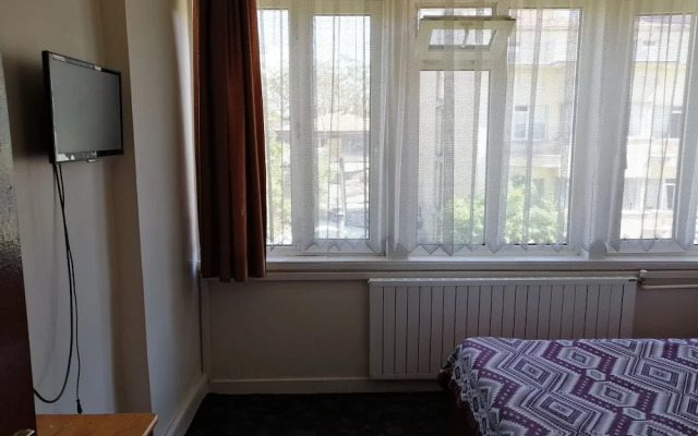 Ferah Otel
